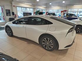 Toyota Prius Plug-in vaihtoauto