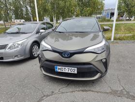 Toyota C-HR vaihtoauto