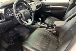 Toyota Hilux vaihtoauto