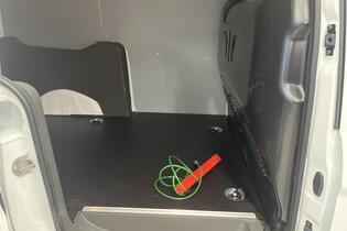 Ford Transit Connect vaihtoauto