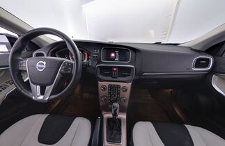 Volvo V40 Cross Country vaihtoauto