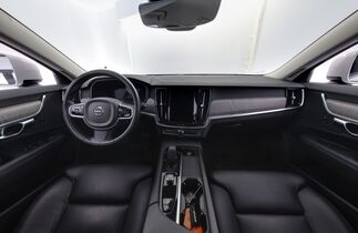 Volvo V90 Cross Country vaihtoauto