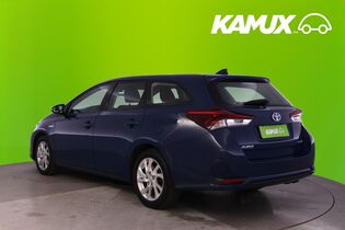 Toyota Auris vaihtoauto