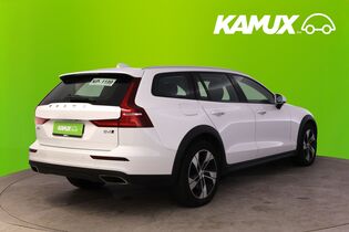 Volvo V60 Cross Country vaihtoauto