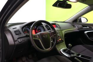 Opel Insignia vaihtoauto