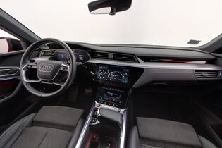 Audi e-tron vaihtoauto