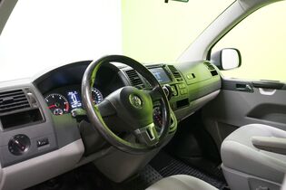 Volkswagen Caravelle vaihtoauto