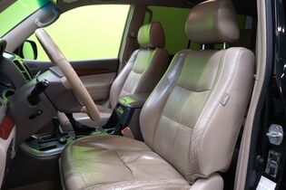 Toyota Land Cruiser vaihtoauto