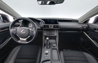 Lexus IS vaihtoauto