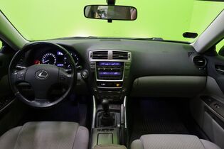 Lexus IS vaihtoauto