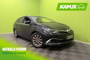 Toyota Auris vaihtoauto