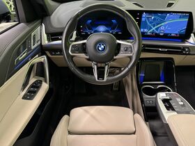 BMW iX1 vaihtoauto