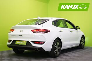 Hyundai i30 Fastback vaihtoauto