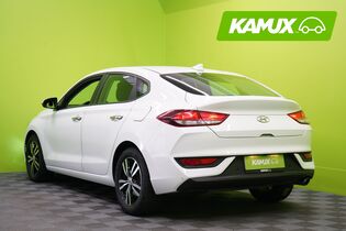 Hyundai i30 Fastback vaihtoauto