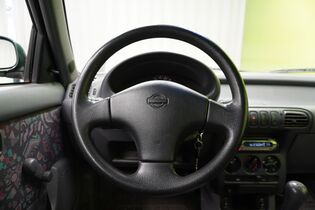 Nissan Micra vaihtoauto