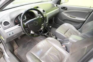 Daewoo Lacetti vaihtoauto