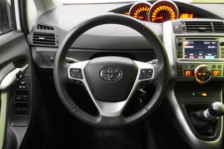 Toyota Verso vaihtoauto