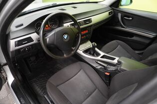 BMW 320 vaihtoauto