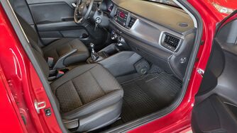 Kia Rio vaihtoauto