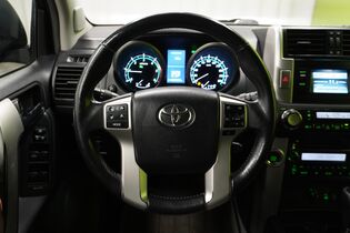 Toyota Land Cruiser vaihtoauto