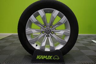 Volkswagen T-Roc vaihtoauto