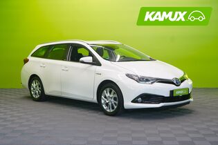 Toyota Auris vaihtoauto
