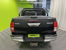 Toyota Hilux vaihtoauto