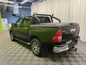 Toyota Hilux vaihtoauto
