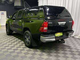 Toyota Hilux vaihtoauto