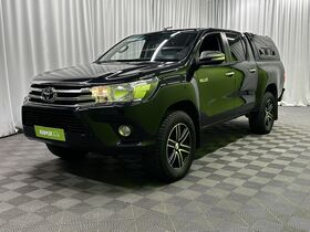 Toyota Hilux vaihtoauto
