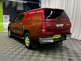 Toyota Hilux vaihtoauto