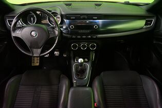 Alfa Romeo Giulietta vaihtoauto