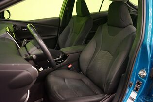 Toyota Prius Plug-in vaihtoauto