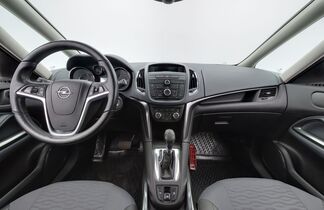 Opel Zafira Tourer vaihtoauto