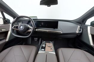 BMW iX vaihtoauto