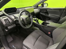 Toyota bZ4X vaihtoauto