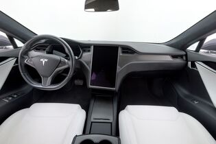 Tesla Model S vaihtoauto