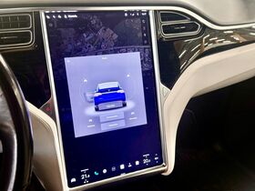 Tesla Model X vaihtoauto