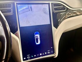 Tesla Model X vaihtoauto