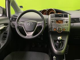 Toyota Verso vaihtoauto