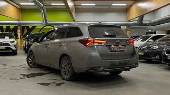 Toyota Auris vaihtoauto