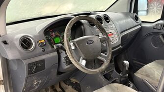 Ford Transit Connect vaihtoauto