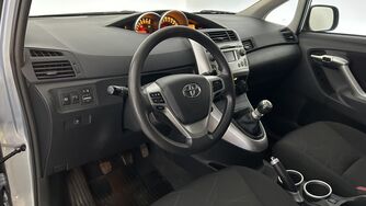 Toyota Verso vaihtoauto