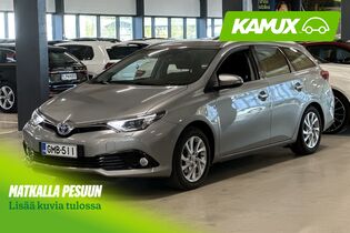 Toyota Auris vaihtoauto