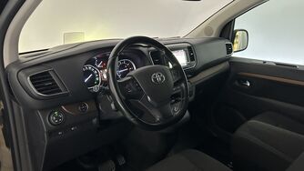 Toyota Proace Verso vaihtoauto