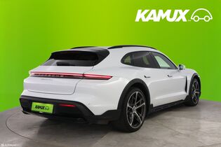 Porsche Taycan vaihtoauto