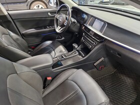 Kia Optima vaihtoauto