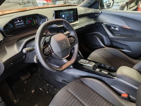 Peugeot e-2008 vaihtoauto