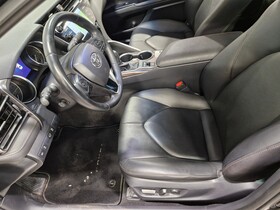 Toyota Camry vaihtoauto