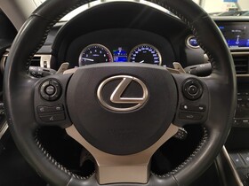 Lexus IS vaihtoauto